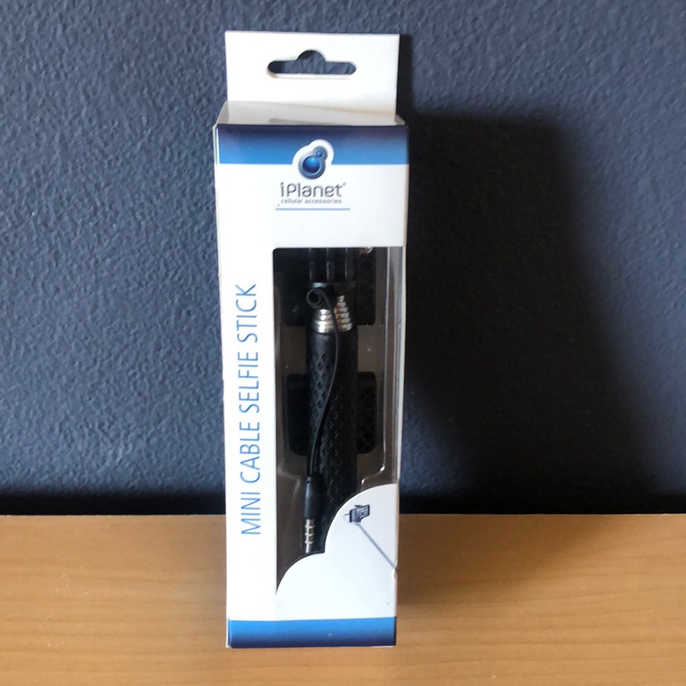 iPlanet Mini Cable Selfie Stick, black, unopened